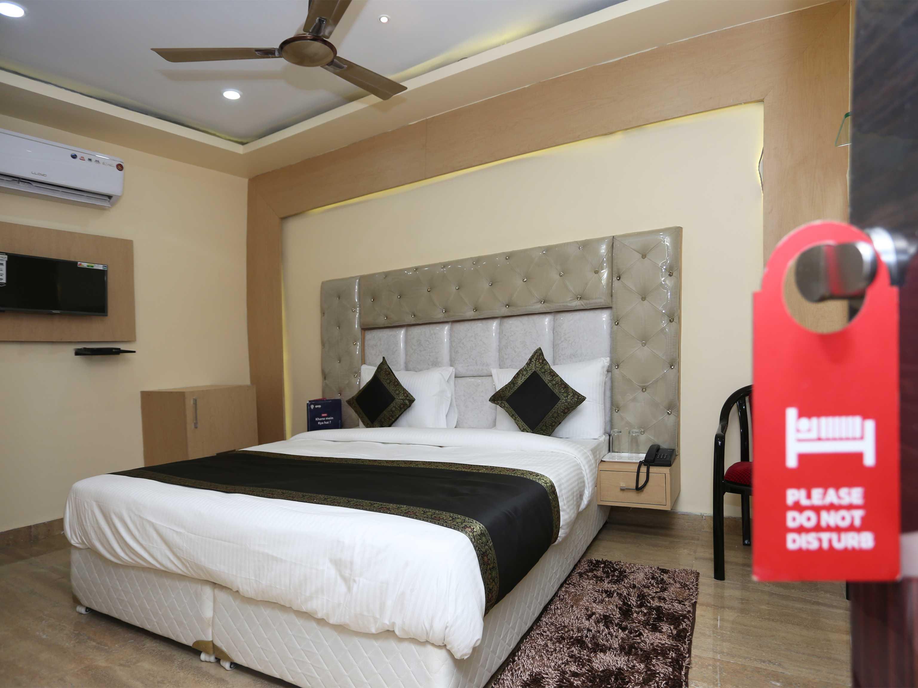 โอโย 15530 โฮเทล จีเอส เรซิเดนซี Hotel พาราณสี ภายนอก รูปภาพ