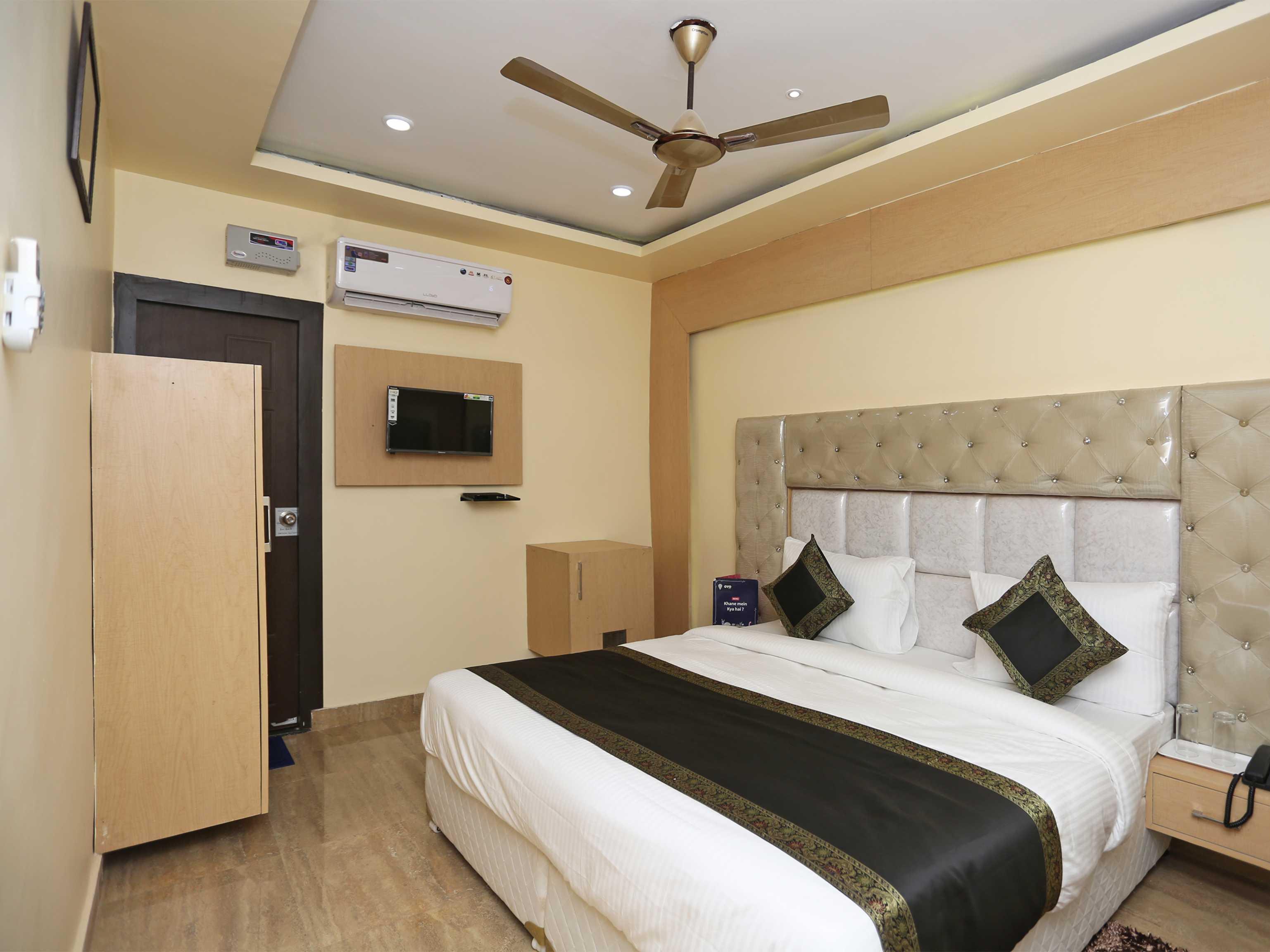 โอโย 15530 โฮเทล จีเอส เรซิเดนซี Hotel พาราณสี ภายนอก รูปภาพ